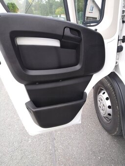 Peugeot boxer 2,2hdi - 2