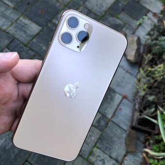 iPhone 11 PRO MAX 64Gb zlatý...top - 2