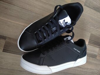 Prodam nové stylové tenisky Adidas Court Tourino, vel.42 2/3 - 2