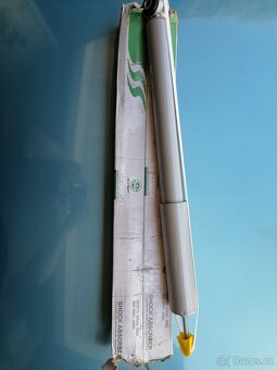 Dodge charger 3.5 Chrysler 300c Tlumiče nové - 2