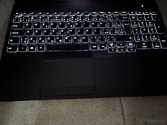 Dell Latitude 5500 15.6" FHD IPS-i5 8365 8x4.1GHz-RAM 16GB - 2