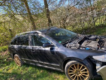 Superb 2 náhradní díly - 2