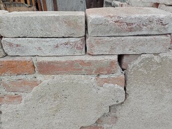 Staré cihly z bouračky - 2