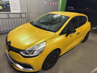 Renault Clio IV RS 200 - 2