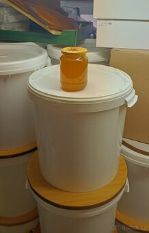 Včelí med přímo od včelaře - 2