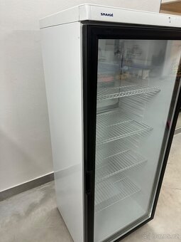 Chladící vitrína, prosklená lednice - 2