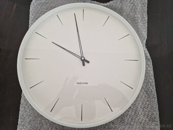 Značkové hodiny Karlsson - 2