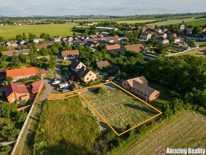 Prodej pozemku o výměře 1.060 m2, v obci Nová Ves I, 4 km od - 2