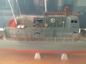 Model vojenské lodě - 2