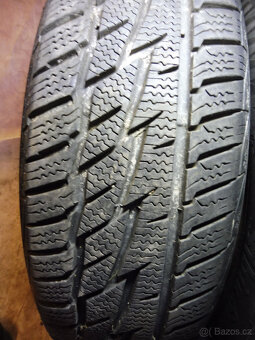 Prodám 2 orig. 15" plech. kola + zimní pneu na DACIA LOGAN - 2