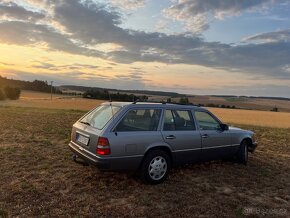 Mercedes Benz W124 T - 2