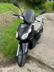 PIAGGIO CARNABY 250 SUPER CENA - 2