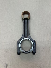 Píst,ojnice M57D30 306D3 - 2