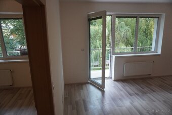 Pron. 2+kk Kuřim, Tyršova 15.500,- + 3.500,- - 2
