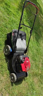 Benzínová sekačka s pojezdem motor briggstratton 190ccm - 2