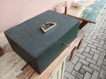 Starý trezor - 2