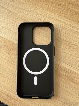 iPhone 15 pro kryt - 2