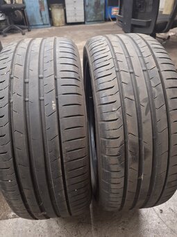 Letni pneu 215/50/17 - 2