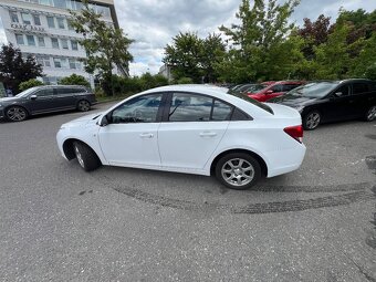 Chevrolet Cruze 2.0 VCDi, 120 kW, r.v. 2012 – najeto 190 000 - 2