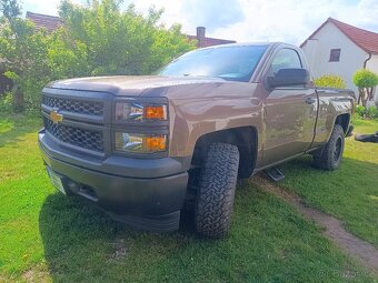 Chevrolet Silverado 4x4 - 2
