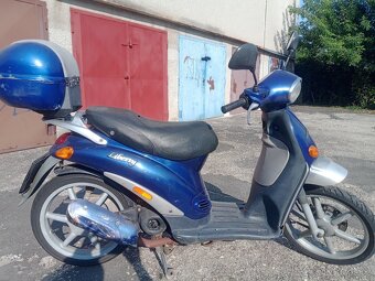 Piaggio Vespa 50 - 2