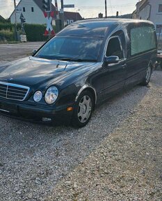 Mercedes-Benz W210 220CDi Pohřební vůz - 2