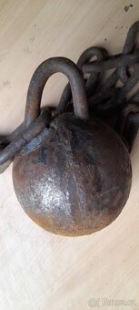 Železná koule s řetězem 35 kg - 2