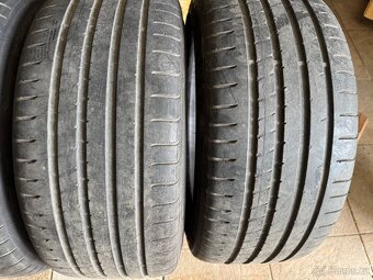 225/40 r18 - 2