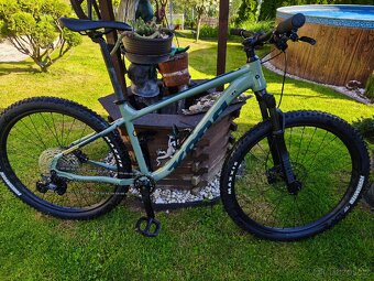 Kona Cindercone 2023 27,5 velikost M - 2
