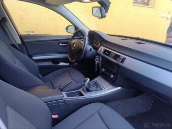 BMW e91 320i - 2