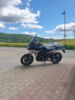 Yamaha tracer 900gt 2020 na podvozku öhlins. - 2