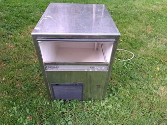 Výrobník ledu 42kg/24 hod - 2