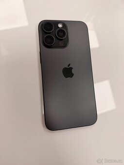 Apple iPhone 15 Pro Max, 512GB černý titan - 2