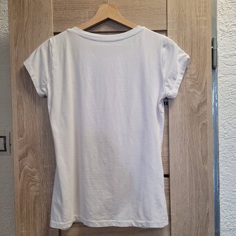 Bílé tričko se srdcem - 2