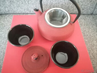 SADA - Čajová litinová konvice se šálky - NOVÉ - 2