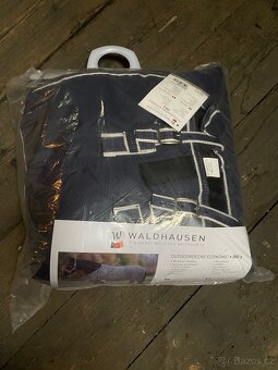 Výběhová zateplená deka Waldhausen economic 200g 135vm - 2