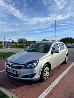 Opel Astra 1.6 Benzín - 2