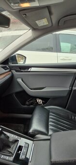 Interier Škoda Superb 3 combi - 2