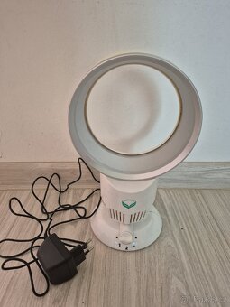 Stolní bezlopatkový ventilátor/větrák/cirkulátor - 2