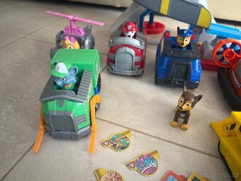 Věž tlapková patrola - 2