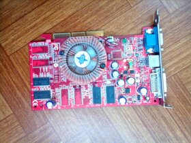 Prodám klasický stolní počítač PC AMD64 - 2