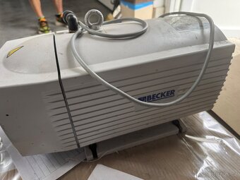 Becker vývěva 4,25 - 2