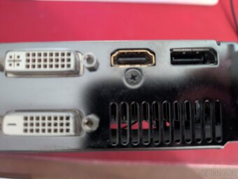 Grafická karta gigabyte windforce HD6850 - 2