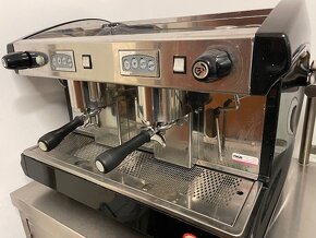 Dvoupákový kávovar Faema 220V - 2