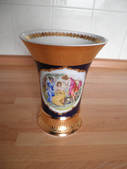 Porcelánová váza - 2