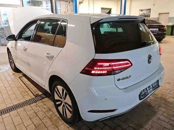 Volkswagen E-golf 100kw/2020/LED/senzory/výhřev/nez.topení - 2