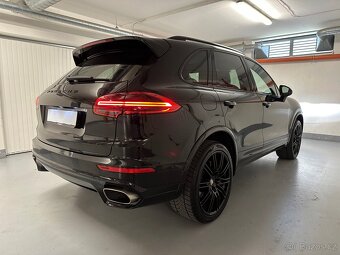 Porsche Cayenne 3.0 V6 PLATINUM EDITION 4x4 PANORAMA - 2