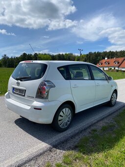 Toyota Corolla Verso 2.0 D4D 85 kw rok 2004 STK 10/25 Euro3 - 2