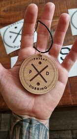 Samolepky a přívěšek na zrcátko na Volkswagen Passat - 2
