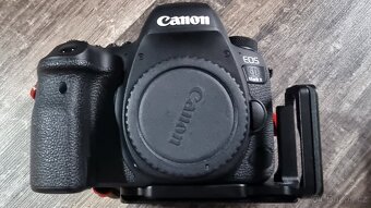 Canon EOS 6D II a příslušenství - 2